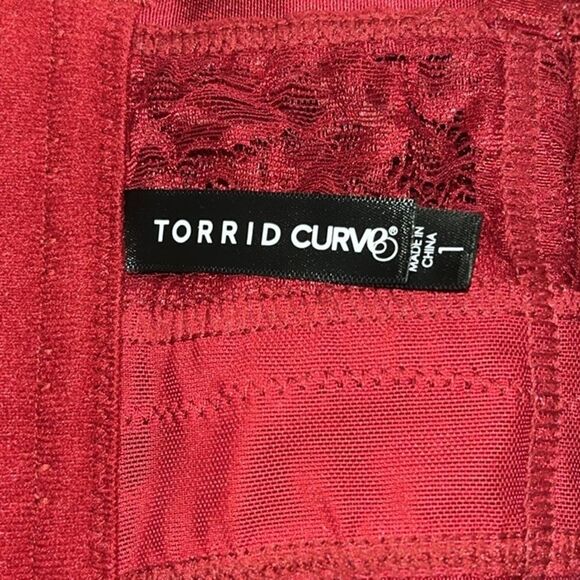 Torrid Straps Rings & Cutout Caged Satin Underwire Bra - Picture 11 of 13